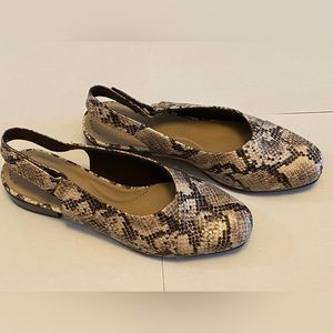 Clark’s Sling Back Snake Skin Ultimate Comfort Collection